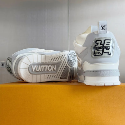 250415 New top-quality four-leaf clover casual sports shoes